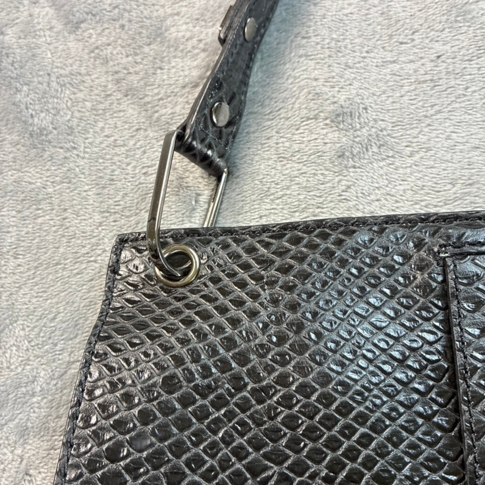 Charles David Black Snakeskin Embossed Shoulder Bag Silver Studded Baguette Y2K - Picture 7 of 14
